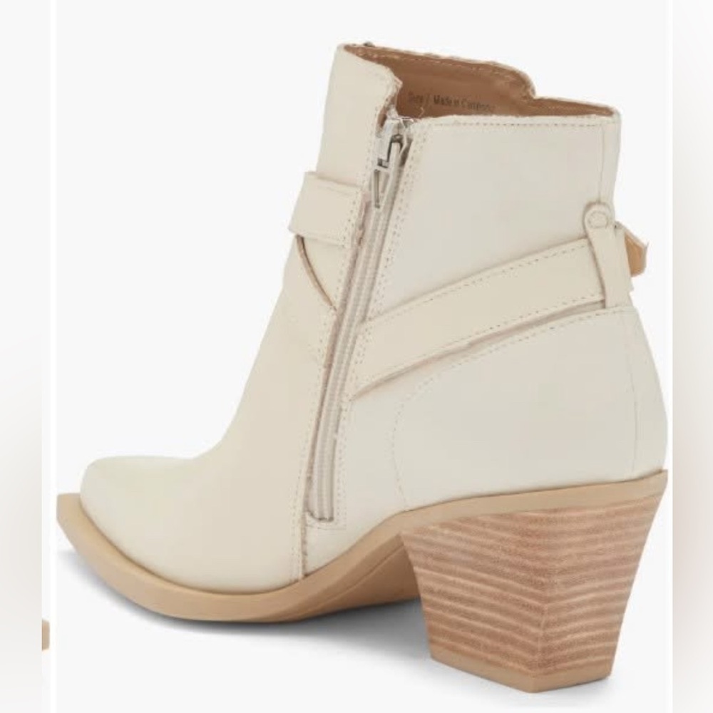 Dolce Vita Leather Cowgirl Ankle Boots Buckle Detail Stacked Heel Size 6.5 NEW - Picture 2 of 9